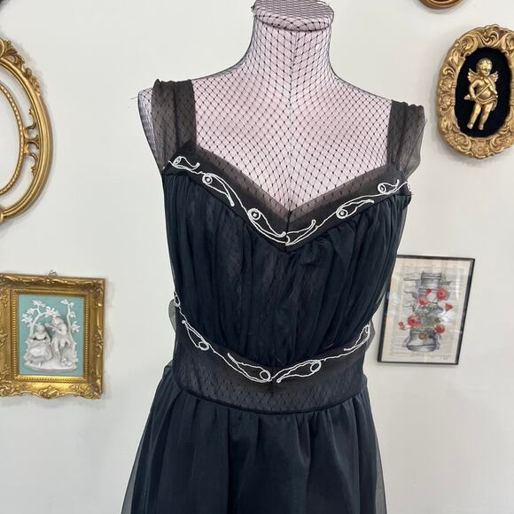 Vintage Pandora Black Nylon Chiffon Gown Silver lingerie nightgown size 36 - Picture 2 of 7